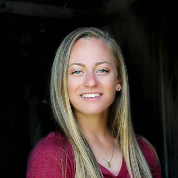 Meet your Posher, Taylor - Picture 1 of 1